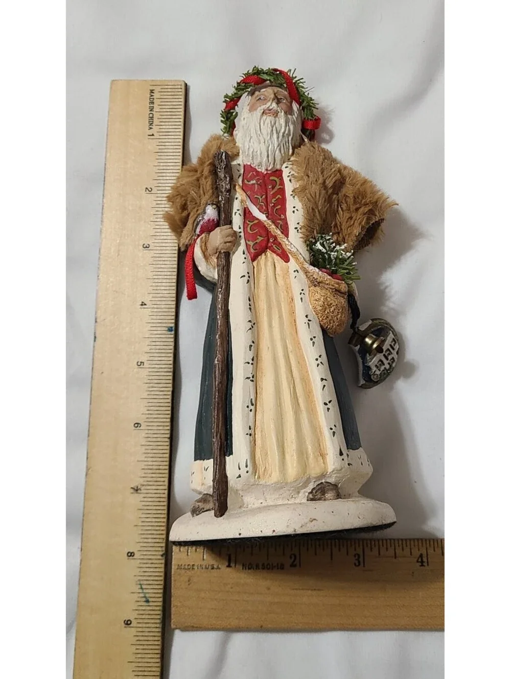 2pc Hand Painted Santa Figurines 8